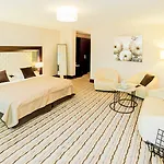 Am Hopfensee 4*