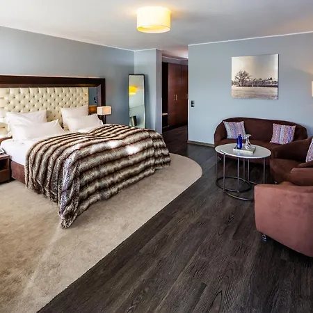 Am Hopfensee 4*
